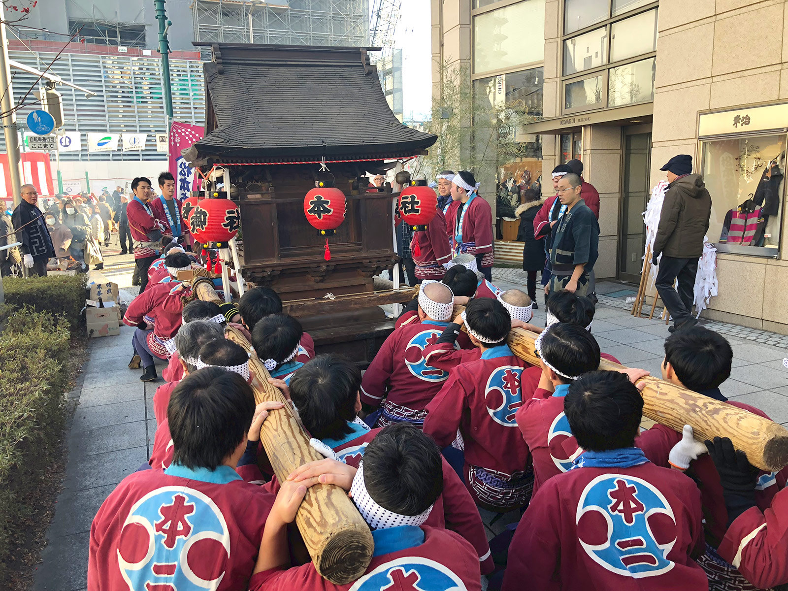 松本あめ市 深志神社神輿